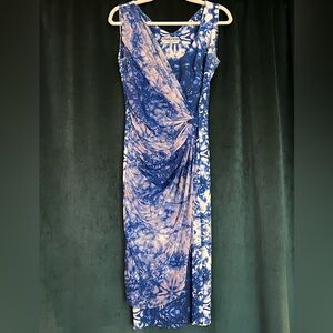 Chiara Boni La Petite Robe knee-length dress in blue and white abstract pattern